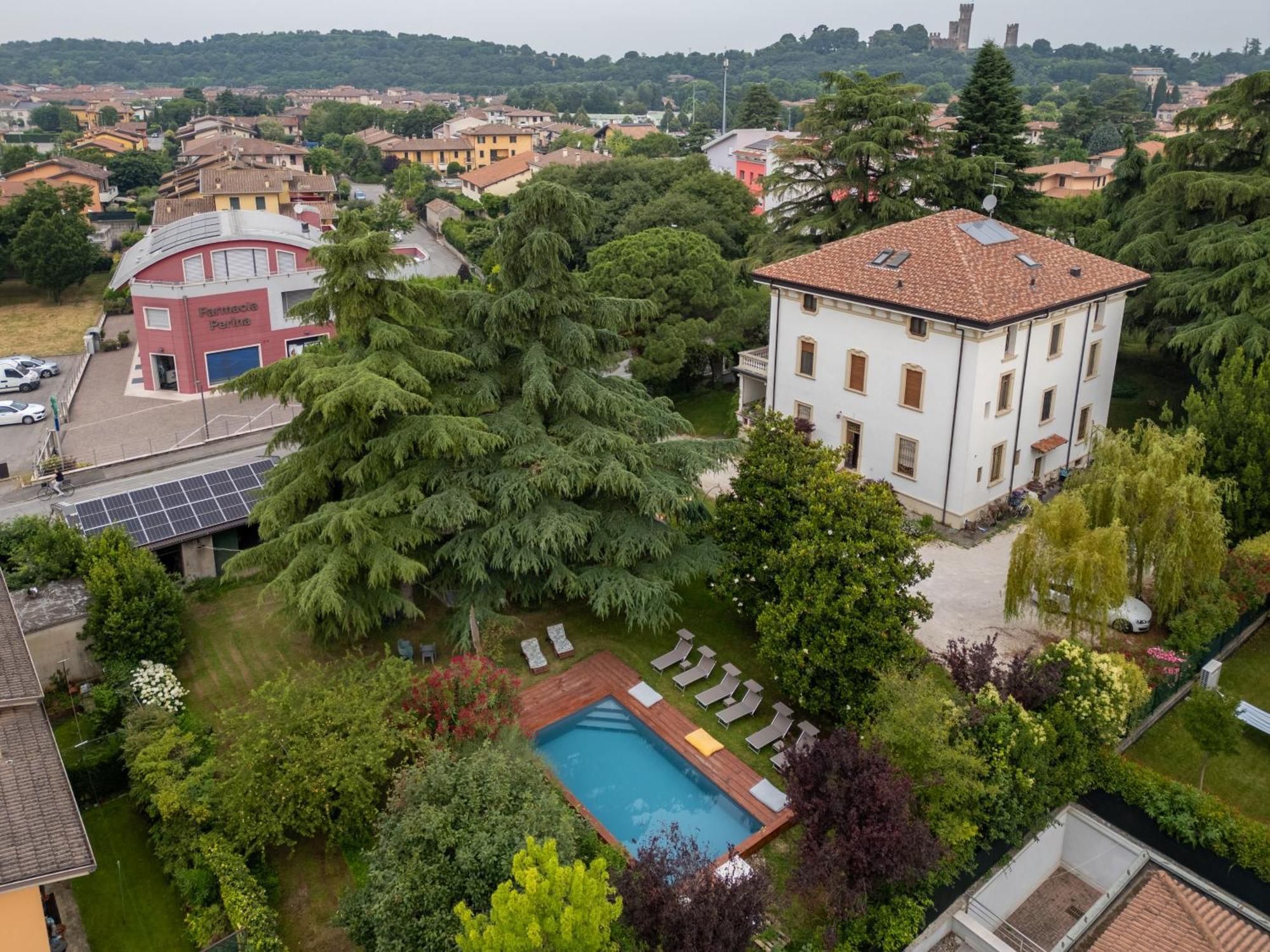 Il Bozzolo Boutique Apartments Valeggio sul Mincio Extérieur photo