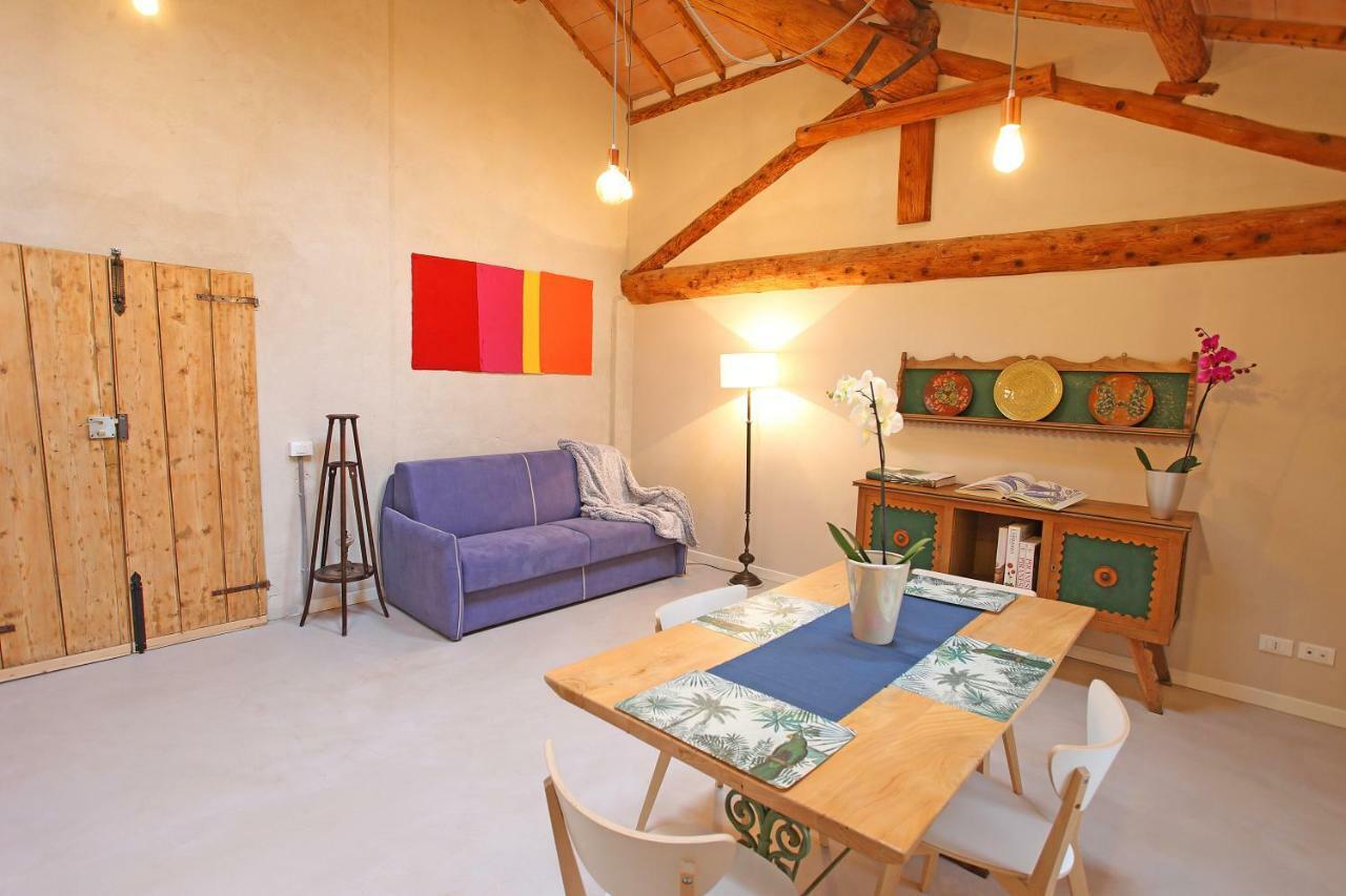 Il Bozzolo Boutique Apartments Valeggio sul Mincio Extérieur photo