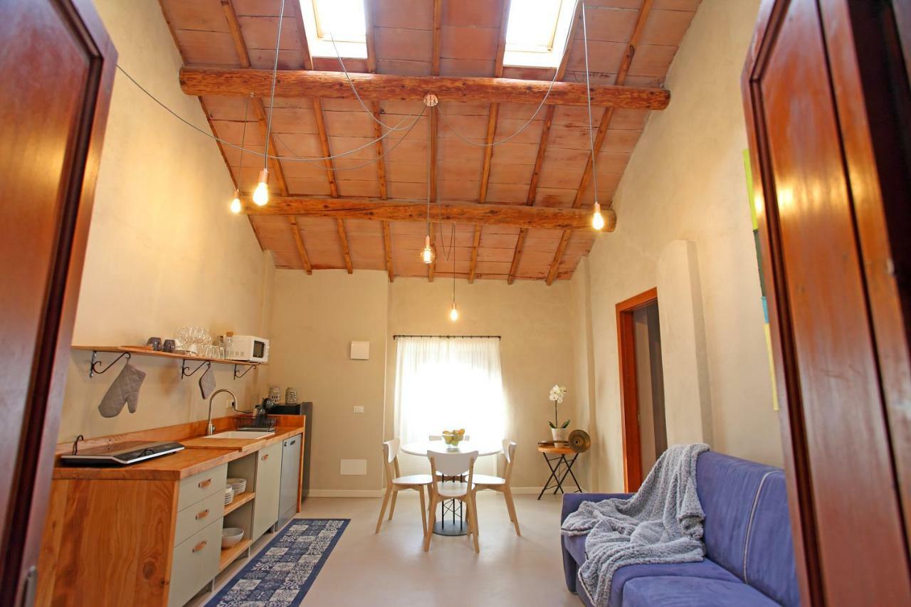 Il Bozzolo Boutique Apartments Valeggio sul Mincio Extérieur photo