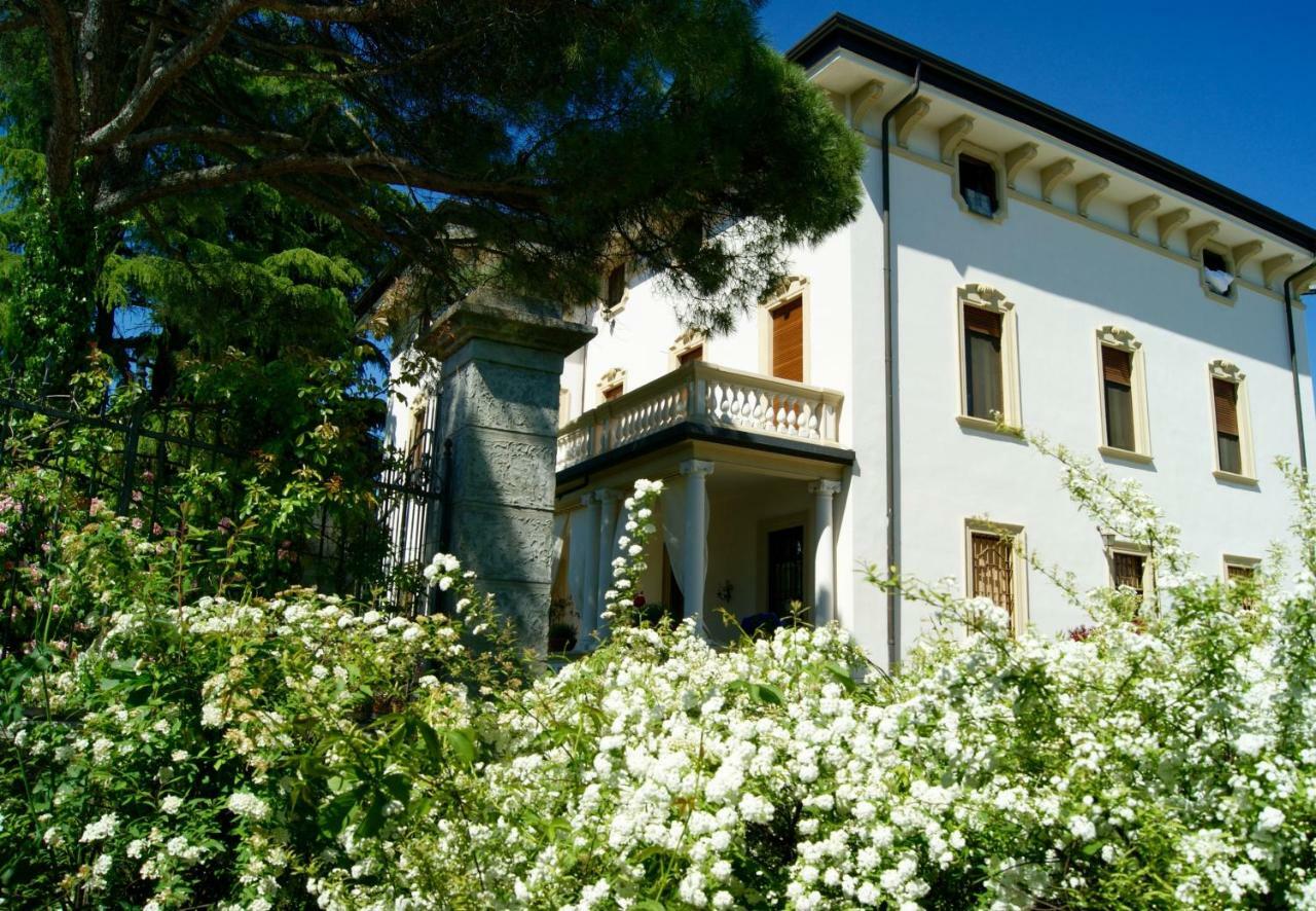 Il Bozzolo Boutique Apartments Valeggio sul Mincio Extérieur photo